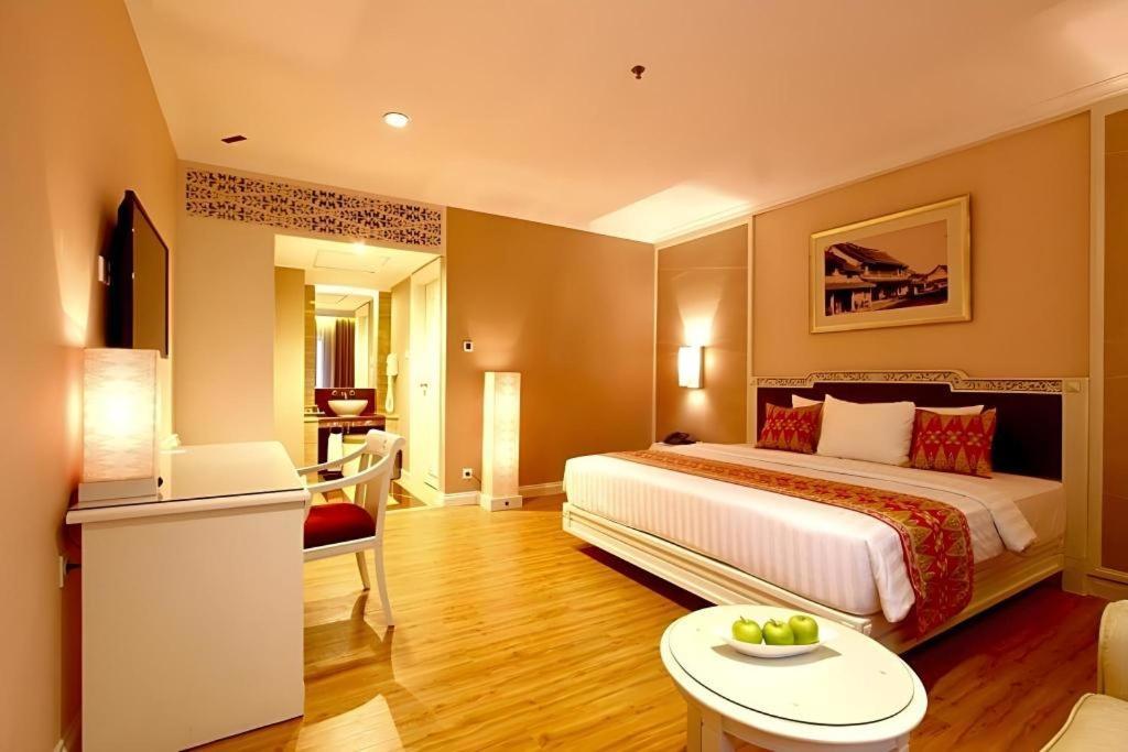 Kartika Chandra Jakarta Exteriör bild